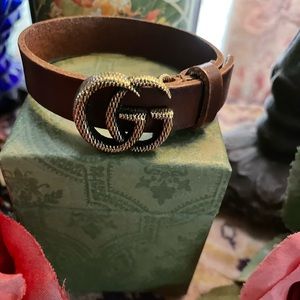 Authentic Gucci leather bracelet ~ Excellent condition!!!